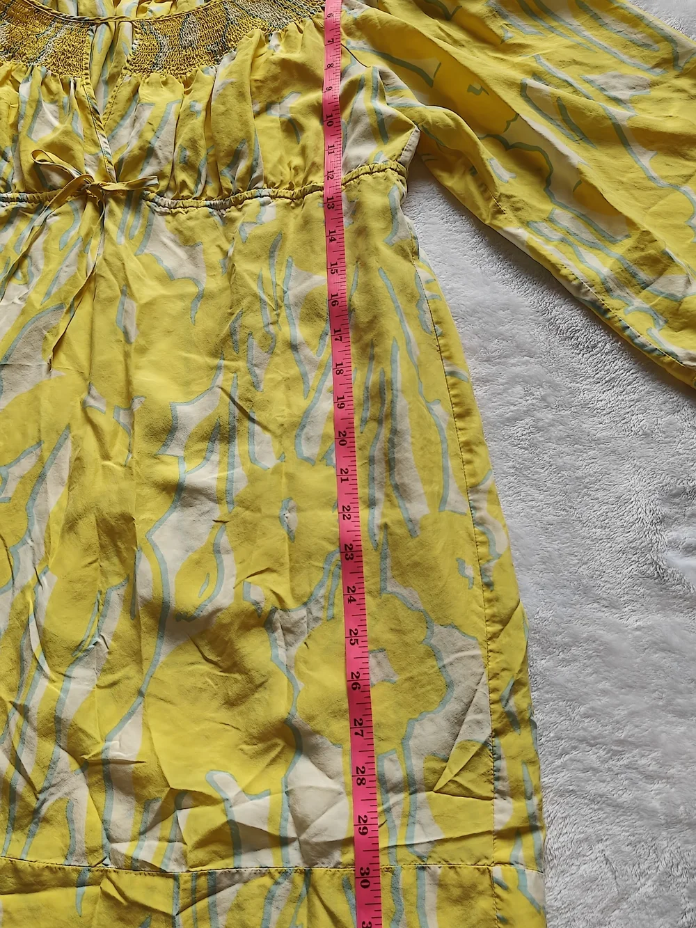 BCBGMAXAZRIA Yellow Abstract Silk Smocked Boat Neck 3/4 Sleeve Tunic Size L